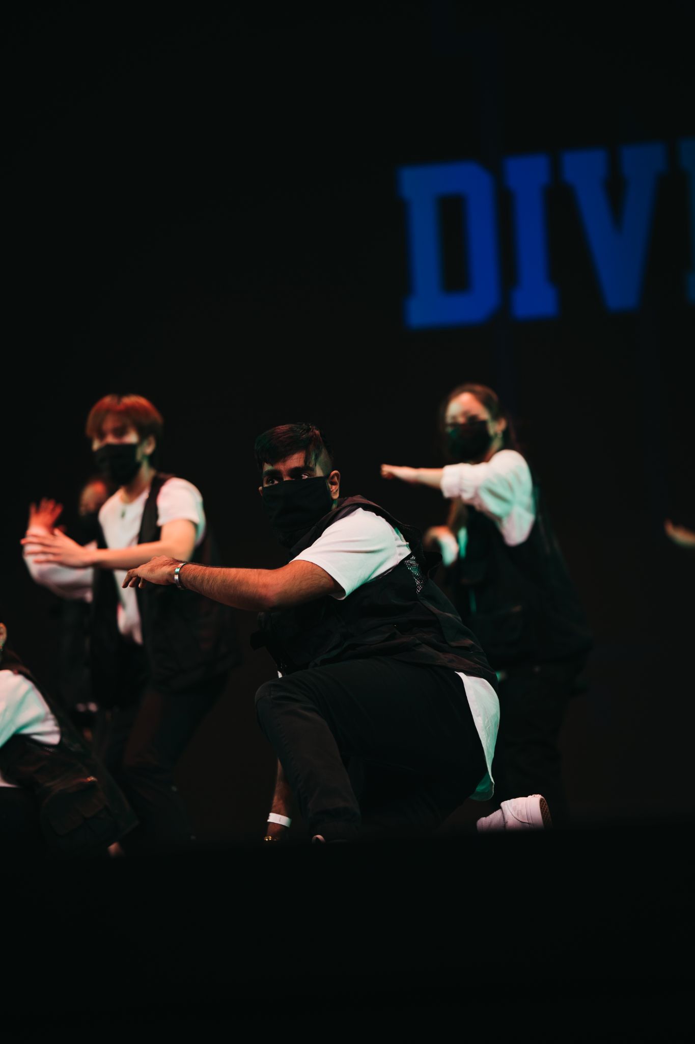 Kv100484 51429439829 o