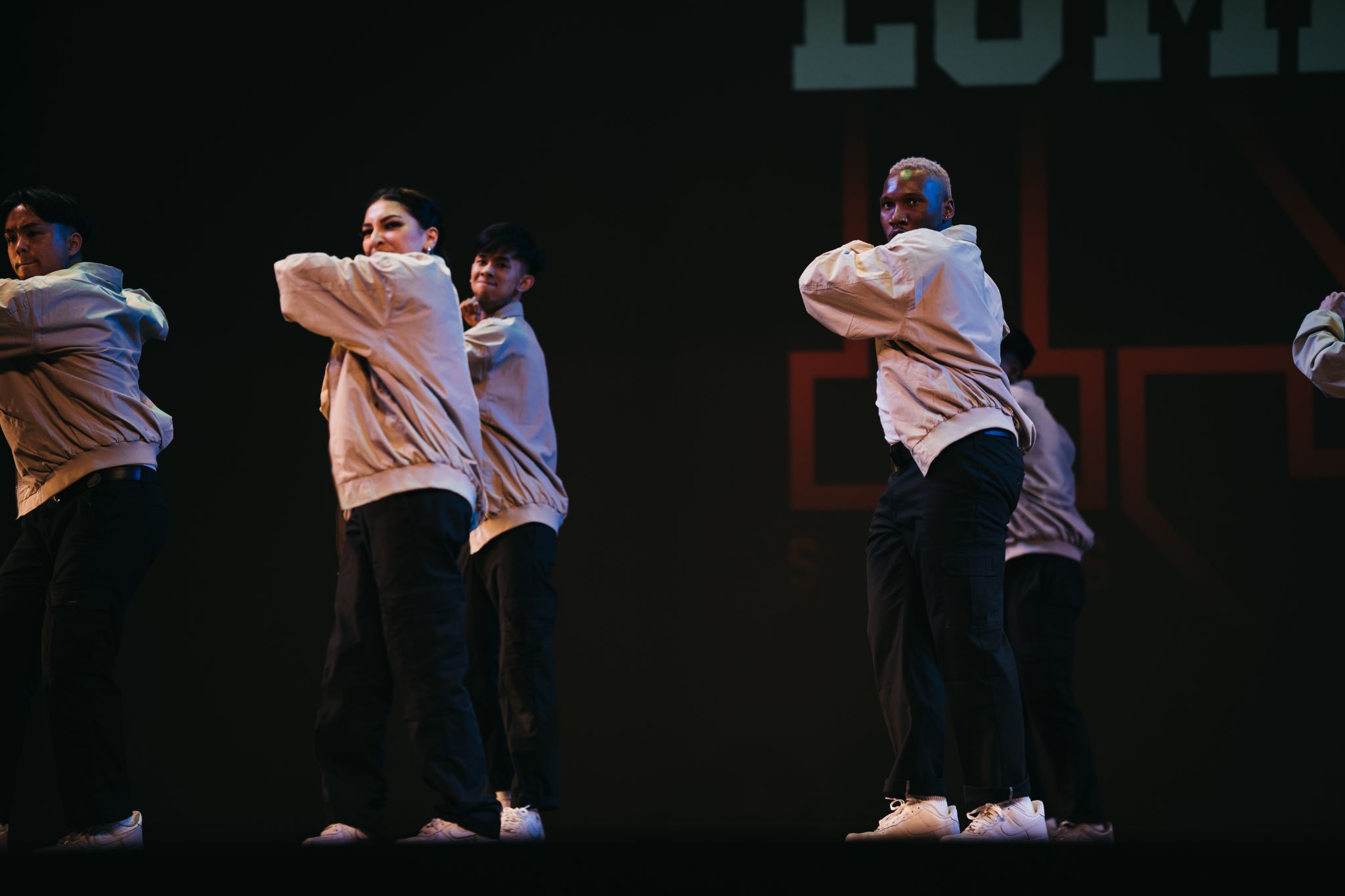 Kv100676 51427946017 o