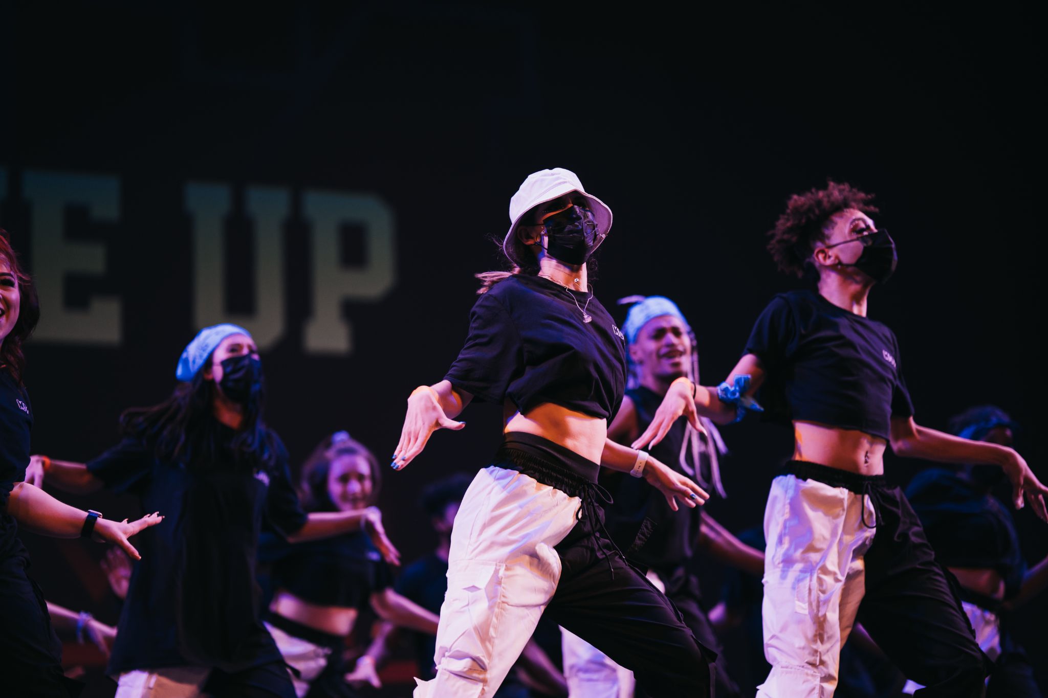 Kv100629 51429446374 o