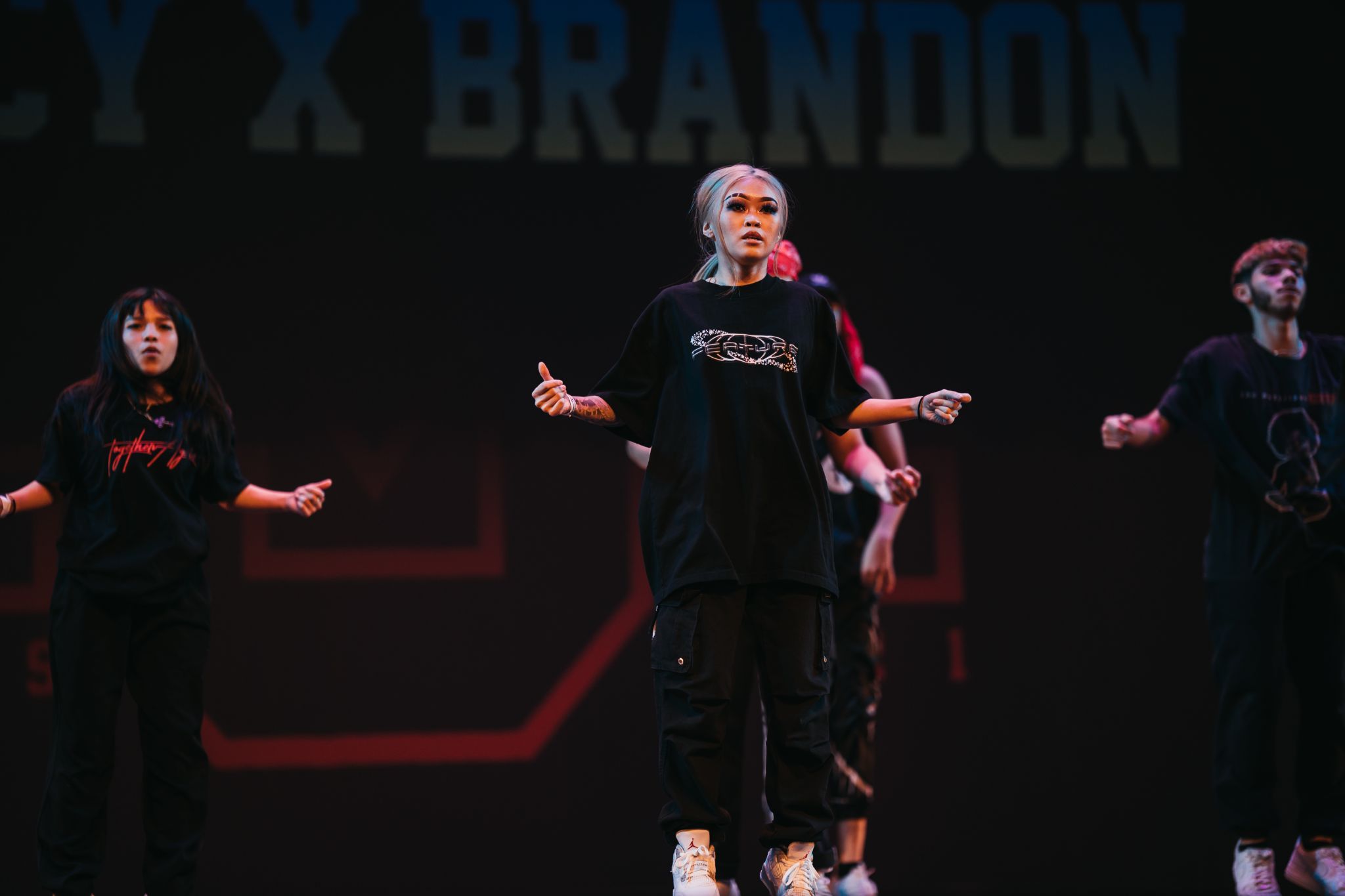 Kv100412 51427934907 o